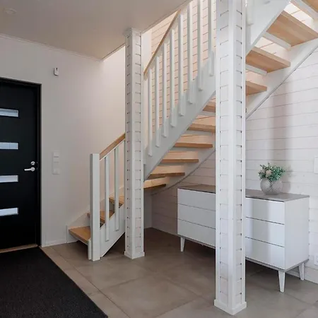 Hulvaton B - 12 Hlö, Golf * Jämsä