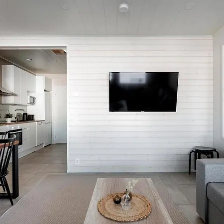 Hulvaton B - 12 Hlö, Golf * Jämsä