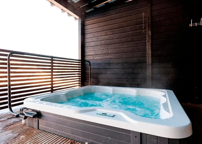 Hulvaton B - 12 Hloe, Golf * Jämsä