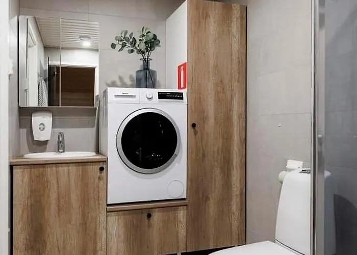 Hulvaton B - 12 Hloe, Golf